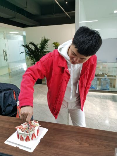 安装维修载客