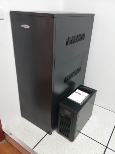 9月2号，除湿机安装，接根电源线和一根排水PVC管