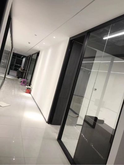 玻璃隔断