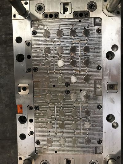 模具钳工水电安装
