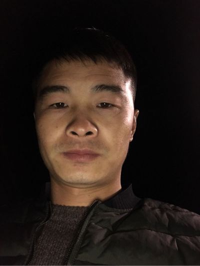 灯具卫衣安装灯具卫衣