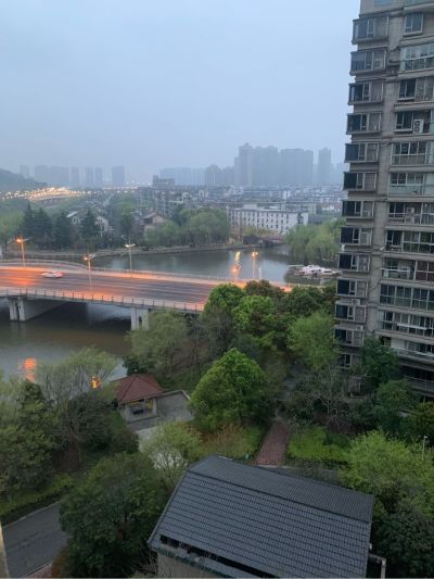 搬运组装维修