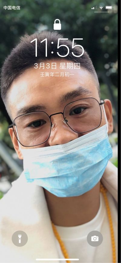 钢筋工安装床茶几