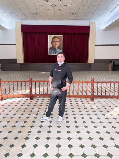 卫浴安装卫浴晾衣架电