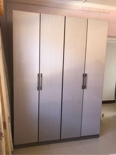 组装家具拉货
