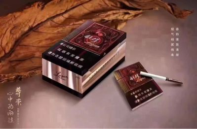 精神小伙