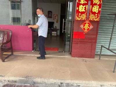 维修师傅