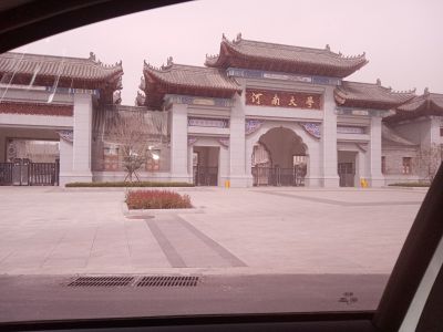 批墙刷漆