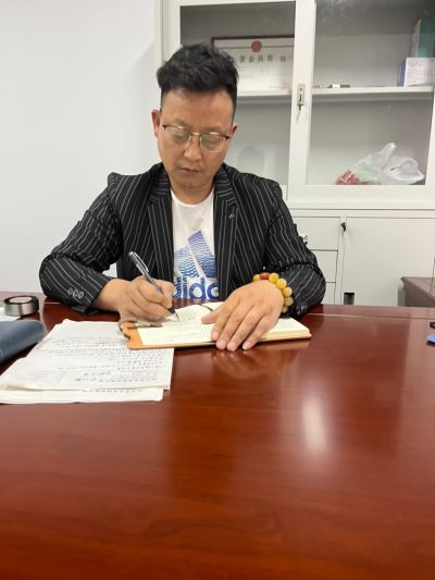 建筑装饰施工维修水电改装衣柜制作