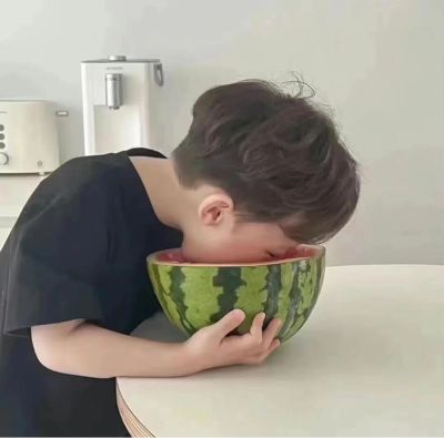 装锁灯柜子