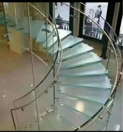 楼梯玻璃扶手