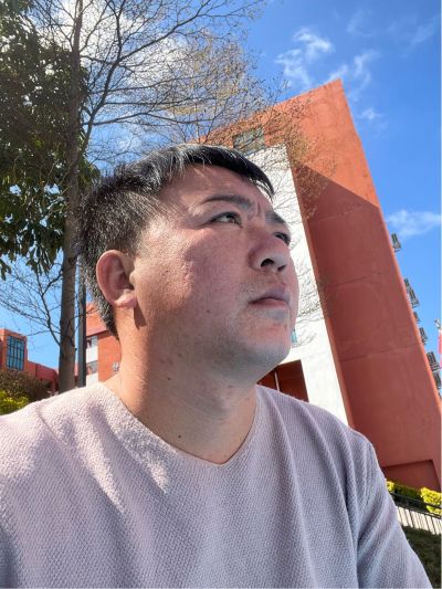 简易棚电焊工