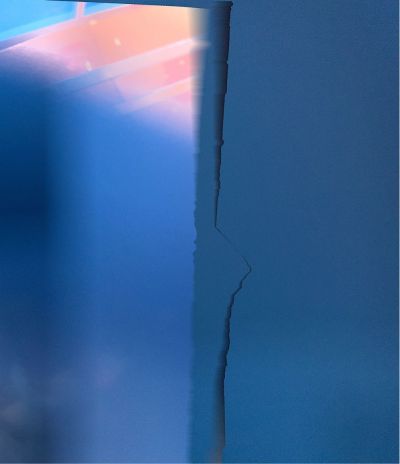 卫生间一到饭点就有油烟味，需要排查维修一下
地漏，坐便都排查了没有味道应该是葱上方铝扣板上面传下来的