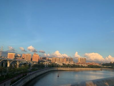 如图组装两百个盒子，组装方式轻松