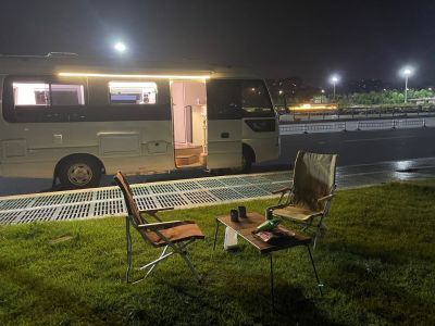 做过电路板焊接
认识电子元件
有基础的电工常识

按天可日结
焊接可记件记点