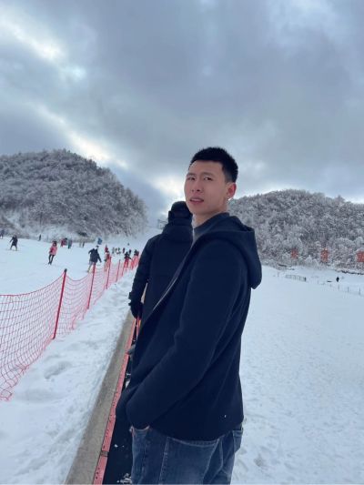 水钻打孔
