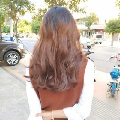 1. 共三个窗，需要安装成图片所示的独立双轨，还有一根0.69米的横板
2.时间和价格可以报给我，商量