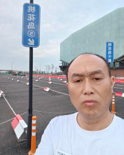 木工师傅修锁指纹锁维修木门安装家具安装维修