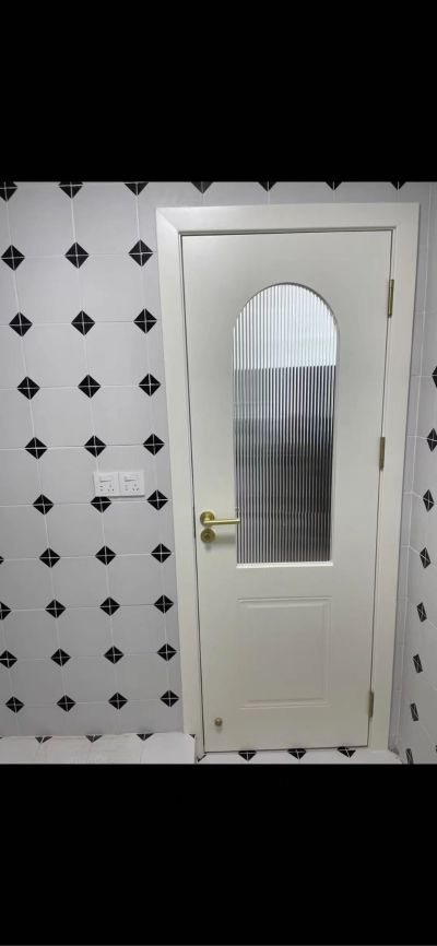 专卖室内门