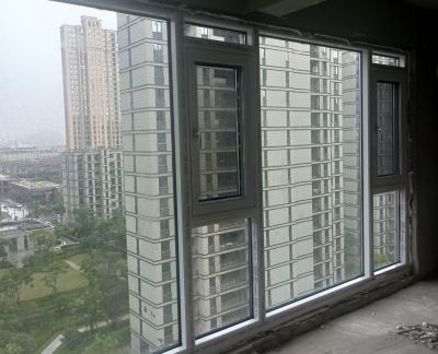 门窗铝合金门窗玻璃胶水