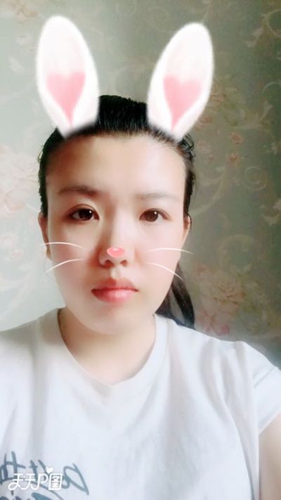 我家有两个窗户想改成墙，多少钱？沙发背后和灶台背后
