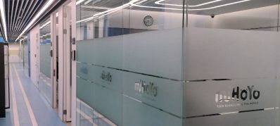 专业施工办公室玻璃隔断，  钢化玻璃制品