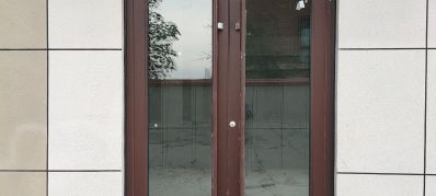 卷帘门肯德基门，车库门玻璃隔断