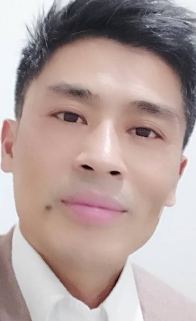 旧房翻新，老房局部改造。厨卫快速翻新。厨卫水管测漏，全屋家具定制。室内电路维修，下水道疏通。灯具洁具安装。钻孔，折墙，木地板，套装门焕新，诚信品质，免费上门设计。