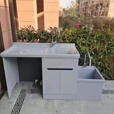 专业做中高端阳台洗衣柜，有需要的请联系，价格有优惠，包量尺、包安装、包售后