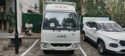 白领搬家，家庭搬家，面包车，厢式货车全程含搬运服务