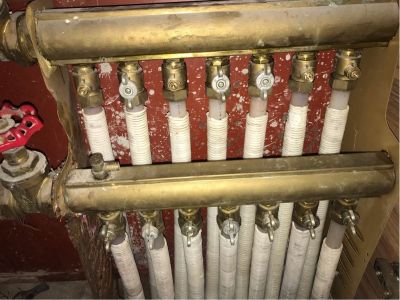 家政服务维修测漏水