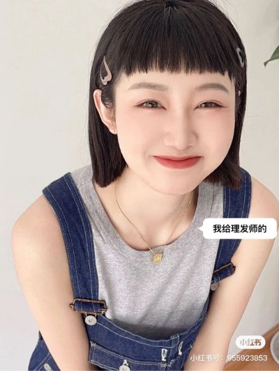 踢脚线