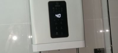 热水器壁挂炉热水器安装