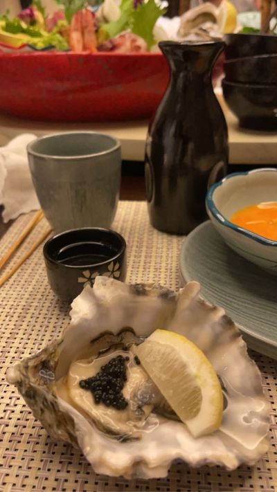 墙上打2个孔