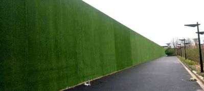 宜宾鹰途广告有限公司有一帮专业策划制作安装团队，在四川专业做广告工程二十年。
     本公司专业承接:围挡工程，活动板房，厂房，彩钢房，户外单立柱制作，楼顶大字，一切钢结构广告牌。
        鹰途广告追求一流的的服务和质量与合理的价格为客服打造一流的产品
     服务热线:17780316070