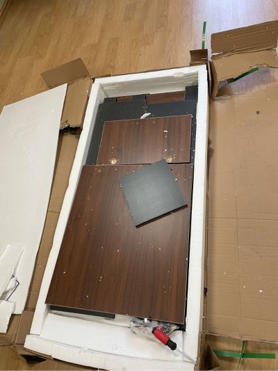 安装办公桌一个