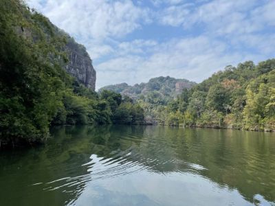 安装水电吊顶