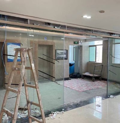 专业安装定制维修各种电动卷闸门，13926758387