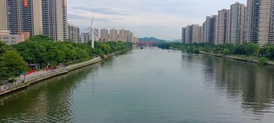 需要做广告的朋友随时来电15892903565