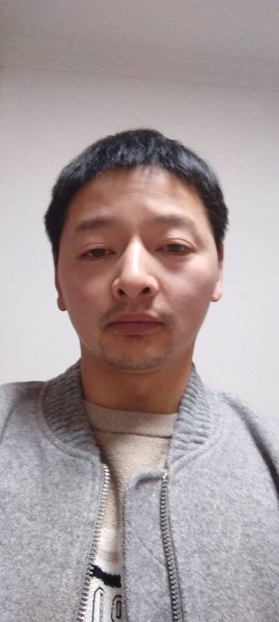 油漆刷墙