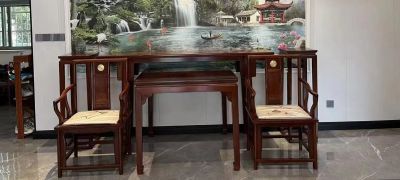 专业装修拆除敲墙，商务楼装修拆除，学校拆除，拆收铝合金门窗等业务。