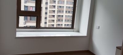 在金山区从事保洁行业7年有余，擅长开荒保洁，退房保洁，家庭保洁，工厂，商场保洁，希望能给有需要的您来带方便