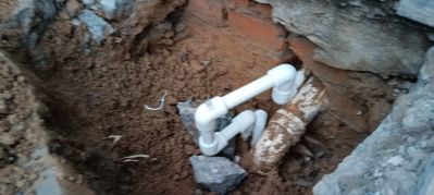 专业测漏检测快修，地暖管道漏水，自来水管漏水，消防管道漏水，卫生间漏水渗水做免砸砖防水
，家具贴膜，灶台贴膜，玻璃隐私隔热膜