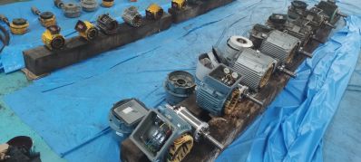 无机电设备维修制冷设备维修除锈防腐