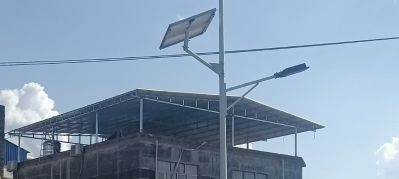 钢结构工程钢结构工程铝合金门窗铁皮房，护栏