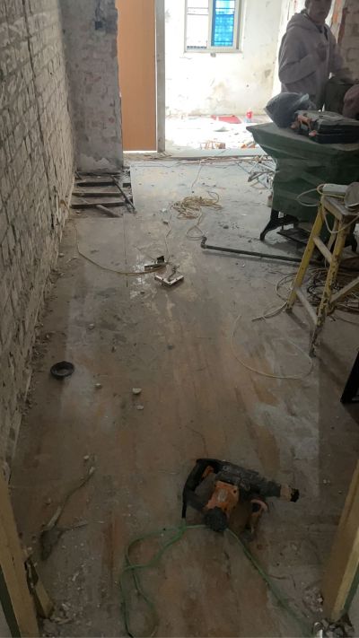 干完就走 修补墙面
