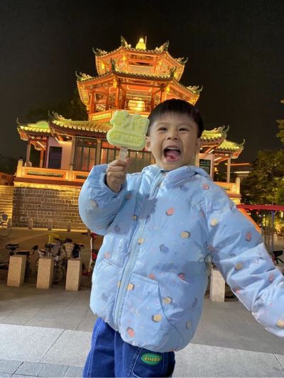 胶地毯
