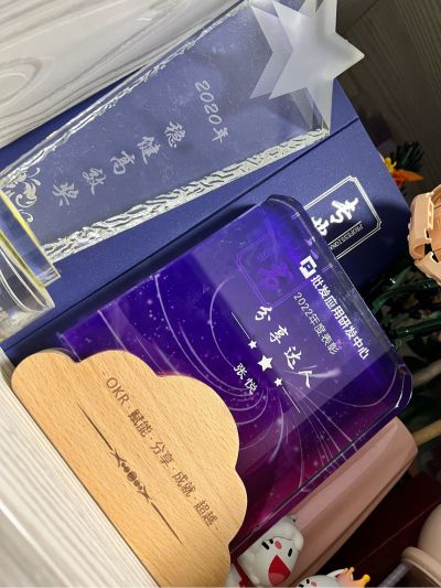 门套7.2米修补➕过门石2.4米铺装，门套和过门石我去开发商那里买