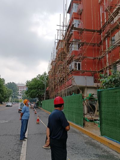 北京架子工承接各种脚手架，有架子工程的朋友欢迎来电详谈15611478615