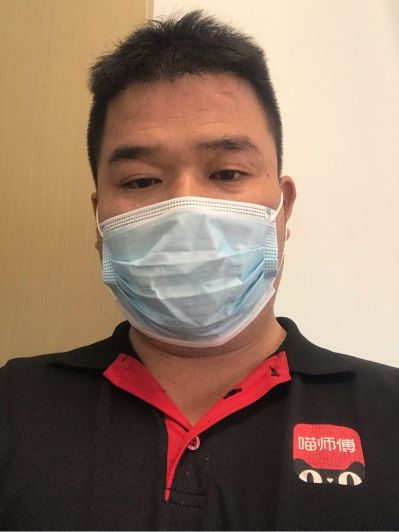 专业安装灯具